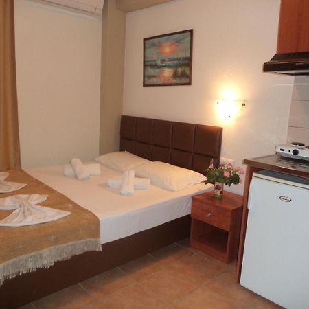 Villa Nikolas Paralia Katerinis Ruang foto
