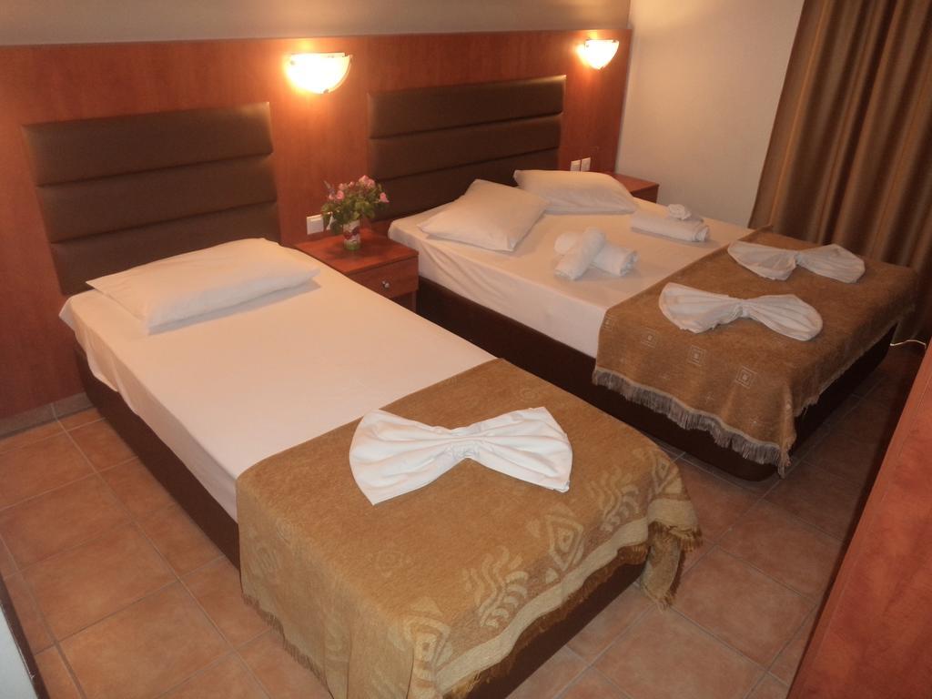 Villa Nikolas Paralia Katerinis Ruang foto